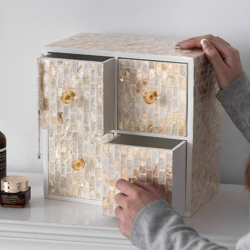Luxury French Vanity Box with  - High Luxury Skincare recension och pris