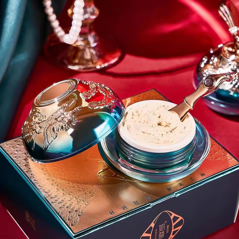 Luxury Noble Lady Cream Fairy  - Luxury Skincare Whitening Cream recension och pris