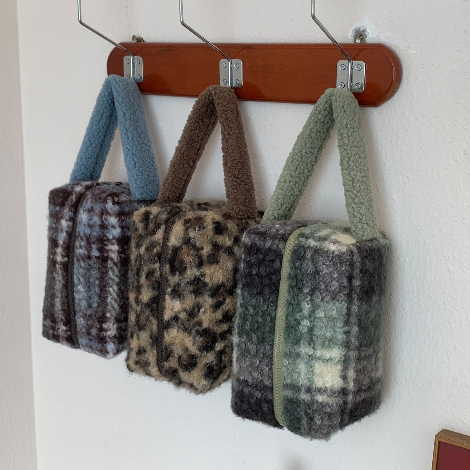 Customized Winter Lamb Fleece  - High Luxury Skincare recension och pris